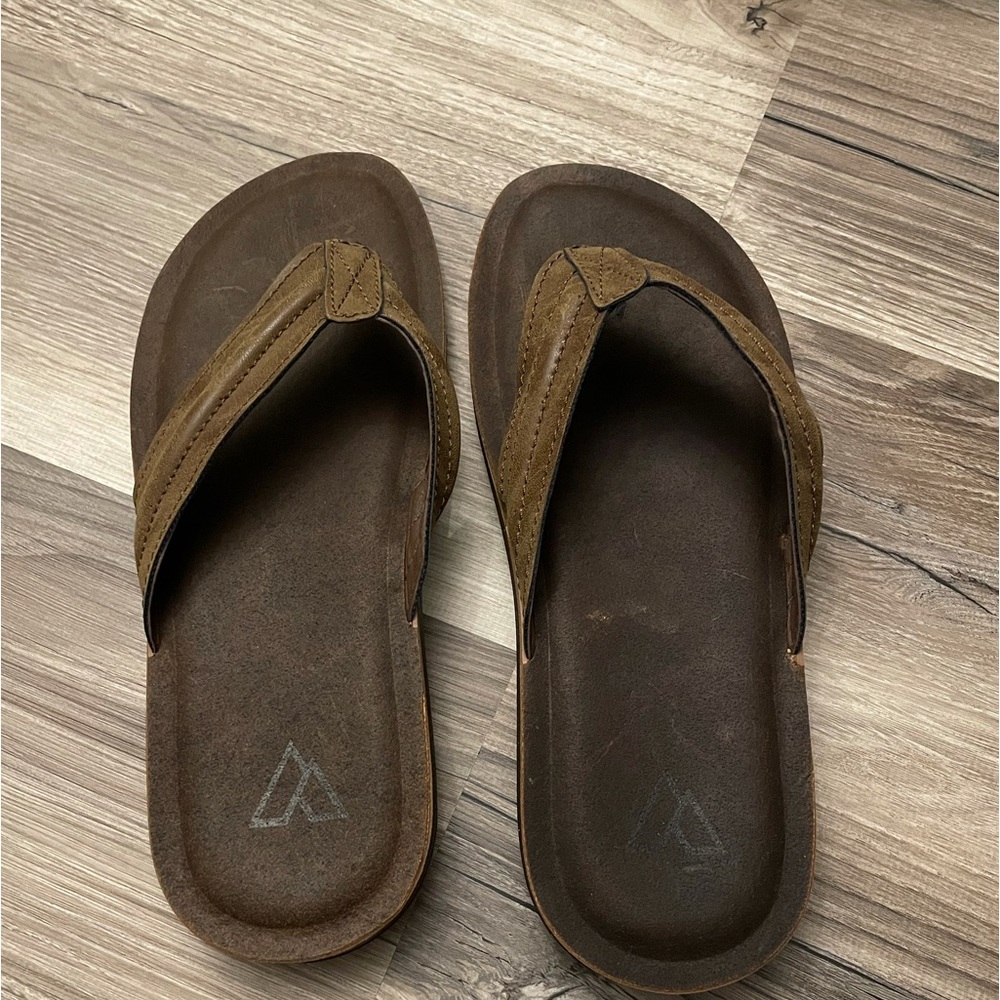 🆕 Alpine Design Leather Sandal
